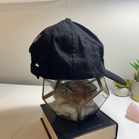 BUMBLE & BUMBLE | ‘No Bad Hair Days’ Limited Edition‎ Dad Hat - Picture 5 of 9